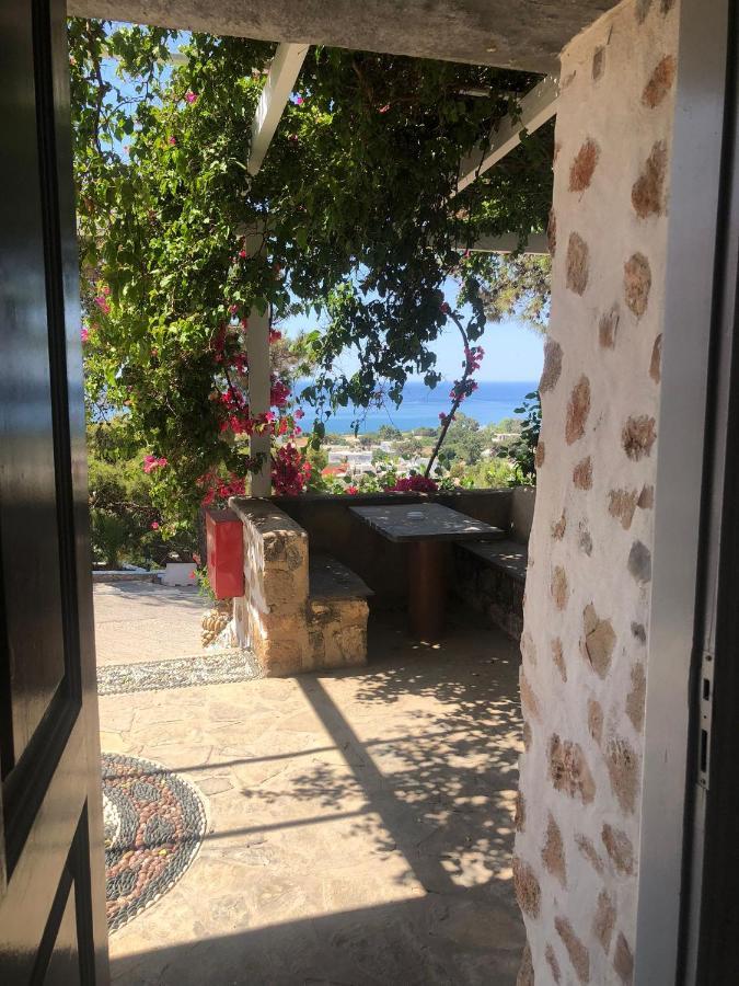 Karpathios Studios Pefkos Pefki Esterno foto