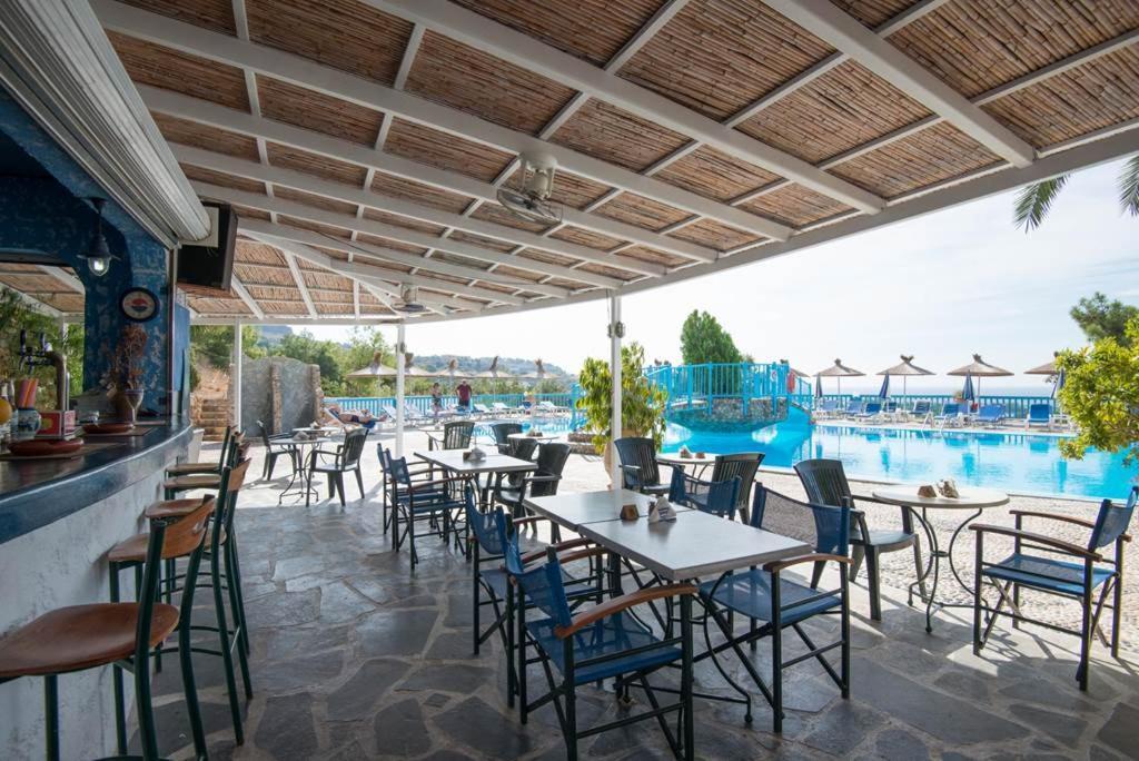Karpathios Studios Pefkos Pefki Esterno foto