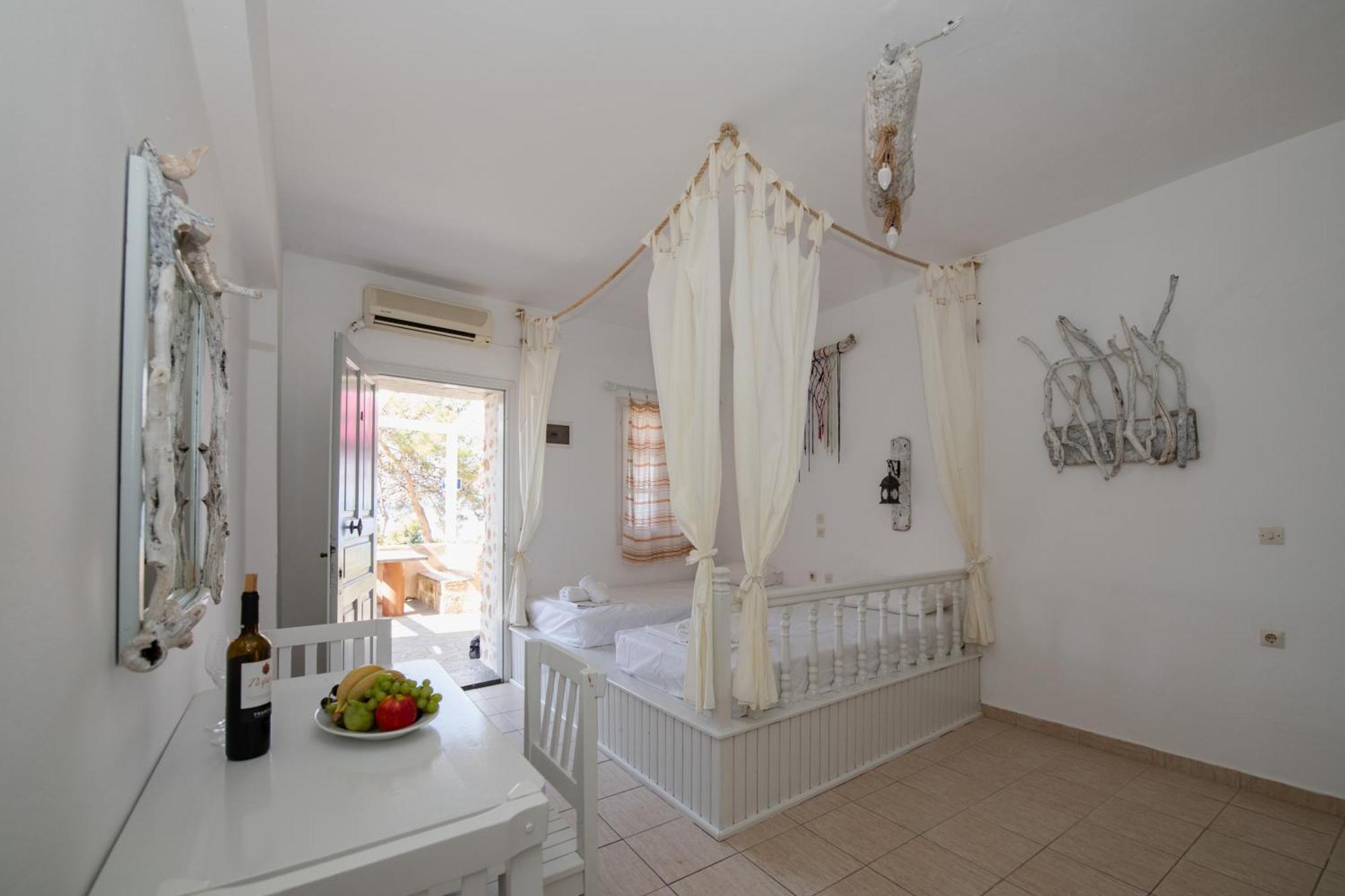 Karpathios Studios Pefkos Pefki Esterno foto